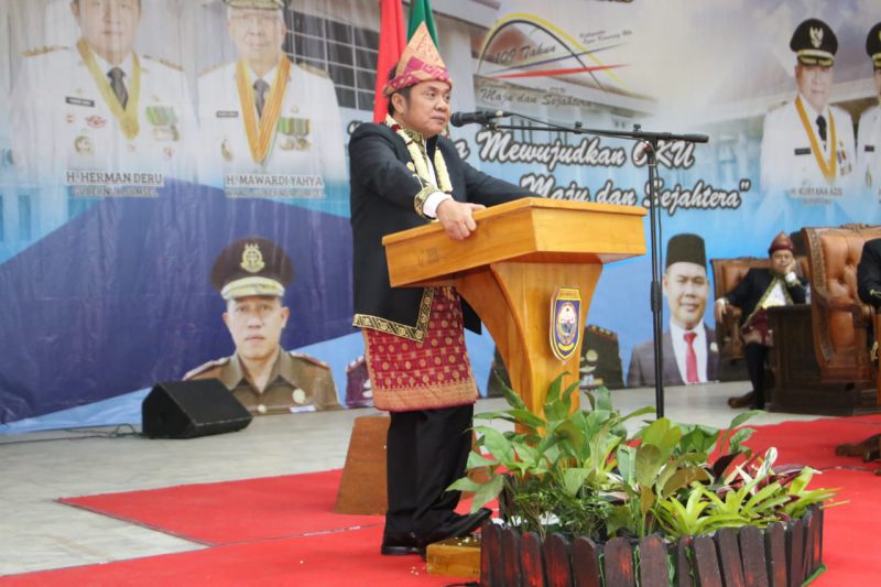 Gubernur Sumatera Selatan H. Herman Deru SH MM Saat berikan kata sambutan di acara Sidang Paripurna Peringati Hari Jadi Ke -109 